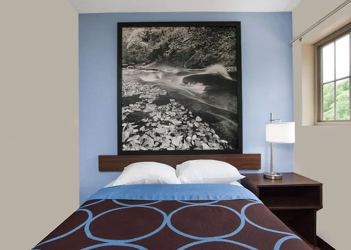 Super 8 By Wyndham Oneonta/Cooperstown